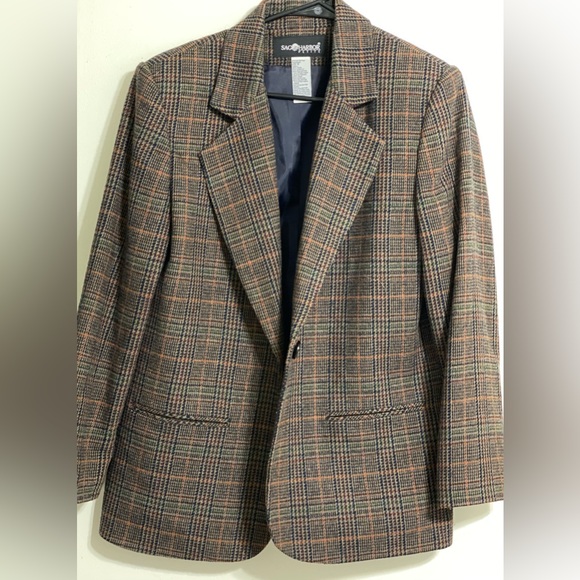 Vintage Blazer for Sale Size 8 feels like a medium large fit. - Picture 1 of 6